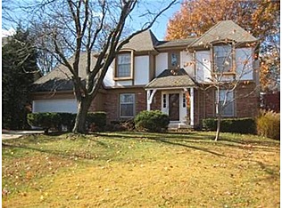 Lenexa, Kansas - Nice 4-bedroom house